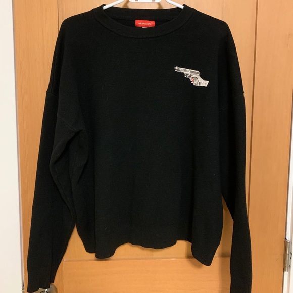 Man's Shirt 🔥 - Picture 2 of 4